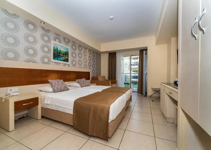 Отель Montebello