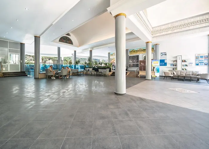 Отель Montebello Олудениз