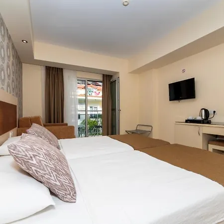 蒙特贝罗全包度假酒店