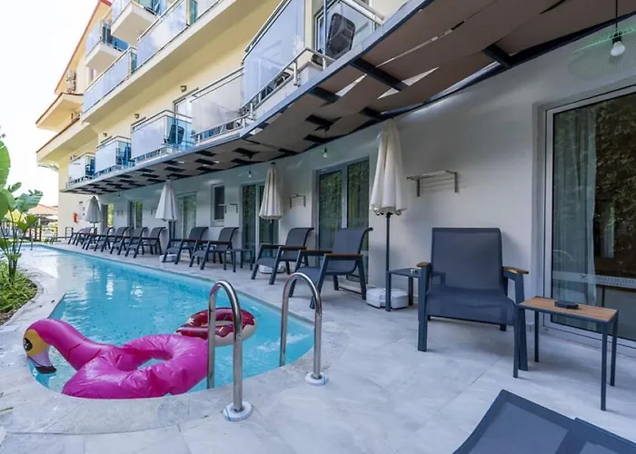 Hotel Montebello