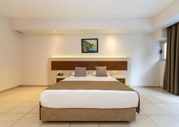 Hotell Montebello 4*