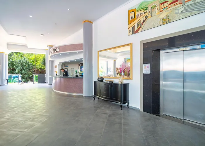 Hotell Montebello 4*
