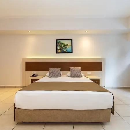 Hotel Montebello 4*