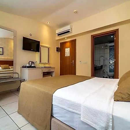 Montebello 4*