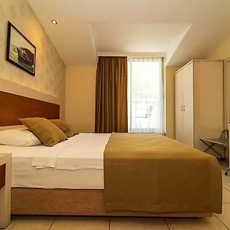 Montebello 4* أولدينيس