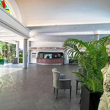 Montebello فندق أولدينيس